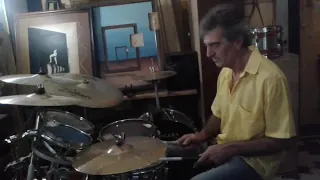 .La Gente se Divierte, de la Banda DIVIDIDOS, Cover Drum