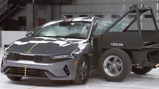 2023 Kia K5 updated side crash test (extended footage)