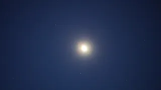 Пролёт спутников возле луны