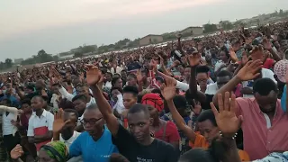 Croisade de Kanguka à Bujumbura avec l'homme de Dieu Chris Ndikumana