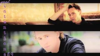 Tom Hiddleston - Written in the Stars