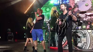 Nickelback ft. Avril Lavine in HD Rockstar at The Greek