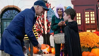 Watch: Trick or treating at the White House