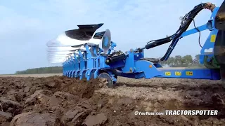 Ploughing w  John Deere 8360R & 9 furrow Lemken Diamant 12   ERF B V    Pflügen   YouTube