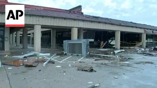Strong thunderstorms cause damage in Katy, Texas