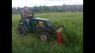 Как косит роторная косилка КР 1,1 высокую траву