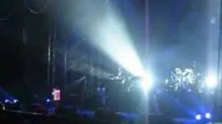 Linkin Park - Papercut (Live - Chester Falls!)