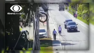 Imagem mostra secretário de Adm. Penitenciária com traficante no Rio de Janeiro