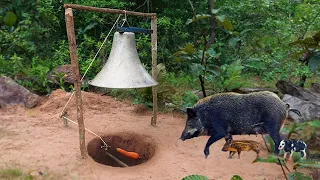 Primitive technology - Build Unique Primitive Wild boar Trapping Tool Make By Big Microphone