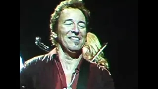 (What's So Funny 'Bout) Peace, Love, and Understanding - Bruce Springsteen (2-10-2004 Cleveland)