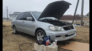 Замена масла в двигателе и фильтра на Mitsubishi Lancer Cedia1,5 gdi