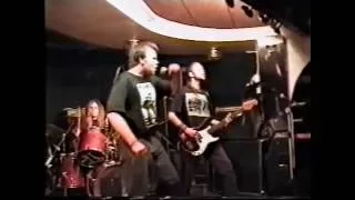 Totalitär & Doom - Live Folkets Park Motala, Sweden 16-09-1995
