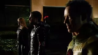 Arrow | Crisis on Earth-X | Dark Arrow, Overgirl & Reverse Flash Reveal Themselves to Earth 1 Heroes