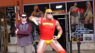 Hulk Hogans beach shop and Hogans Hang out in Clearwater Florida