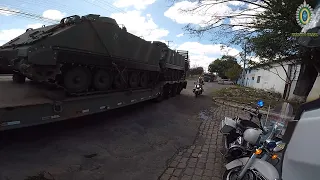 BLINDADOS M113BR SOBRE CARRETAS - ESCOLTA POLÍCIA DO EXÉRCITO