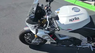 2022 Aprilia Tuono V4 1100 - Glacier White