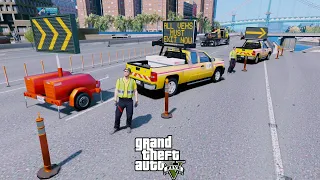 Department of Transportation Message Board Trucks Directing Traffic In GTA 5 Liberty City