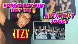 Bikin Nagih || (있지) ITZY "Not Shy" MV REACTION • Indonesia