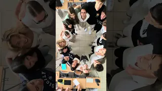 POV se me ocurre hacer esto en CLASE y se fue VIRAL | ARIANN | #shorts #shortsvideo