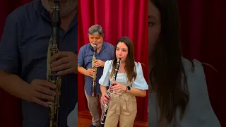 MOZART Clarinet concerto (excerpt), Corrado plays with students