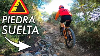 Como SUBIR TRIALERAS de PIEDRA SUELTA en BICICLETA 💥 | Técnica MTB en Subida