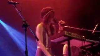 LIGHTS "Last Thing on Your Mind" - Live at The Mod Club