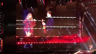 Taylor Swift and Shawn Mendes - There's Nothing Holdin' Me Back [reoutation Tour Pasadena | Night 1]
