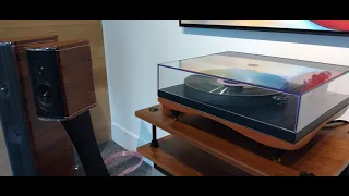 Franco Serblin Accordo Speakers with Gold Note Pianosa Turntable.
