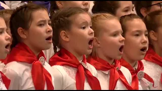 Концерт Всемарийского детского хора ко дню победы.