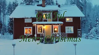 Decorating for Christmas (Modest Swedish decorating)