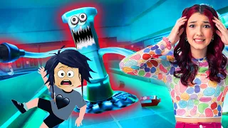 Roblox - ESCAPAMOS DO MONSTRO DO SUPERMERCADO (Panik Halloween ) | Luluca Games