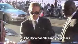 Charlie Hunnam shows love to his fans at the Sons of Anarchy final season premiere in Hollywood