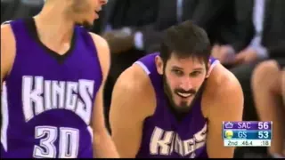 Omri Casspi Vs. Stephen Curry (28/DIC/2015)