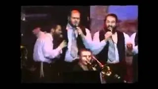 Matzliach Mashiaj (Danza Israelita) Avraham Fried Español - YouTube.m4v