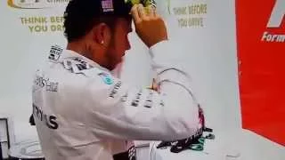 Hamilton vs Rosberg Wurf Throws Cap World Champion