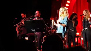 Kylie Minogue Golden Tour Barcelona 2018 Islands in the Stream