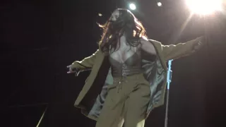 Rihanna - Kiss It Better - Live at Wembley London  Anti World Tour 24.06.16