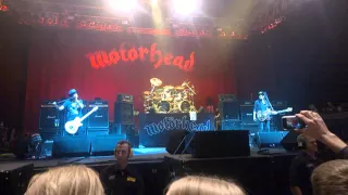 Motörhead - Overkill (Feat. Michael Monroe) Live in Hartwall Arena, Helsinki 6.12.2015