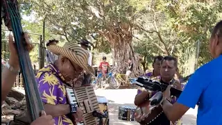 super combo libertad en un evento(musica)