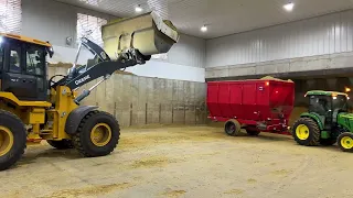 Fan Separator and Green Bedding.