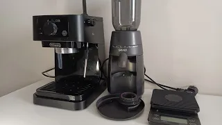 DeLonghi EC235.BK Espresso Machine - Graef CM 702 - Espresso Shot