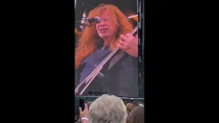 Megadeth Plays Hook in Mouth after 10 years of not playing it.