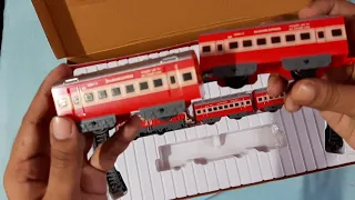 Centy Toys Rajdhani Express Indian Train Set Unboxing and Review