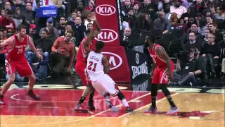 Taj Gibson Drops the One-Handed Put-back Throwdown