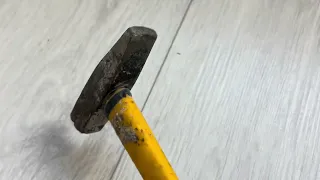 Laying laminate lock video. How to knock laminate flooring when laying it.