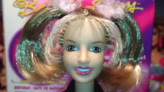 Britney Spears (You Drive Me) Crazy Waitress Doll Review!