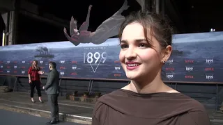 Interview mit LISA VICARI aus DARK - Martha Nielsen - European Premiere von 1899 in Berlin NETFLIX