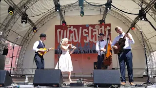Curly Strings - Kauges külas 2018-07-07 Rudolstadt