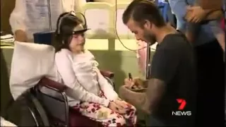 Beckham wows Melbourne hospital patients - Channel 7 News