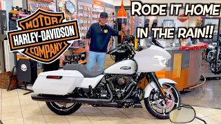 Buying The FIRST 2024 Road Glide Delivered To My Local Harley Davidson Dealership!!
